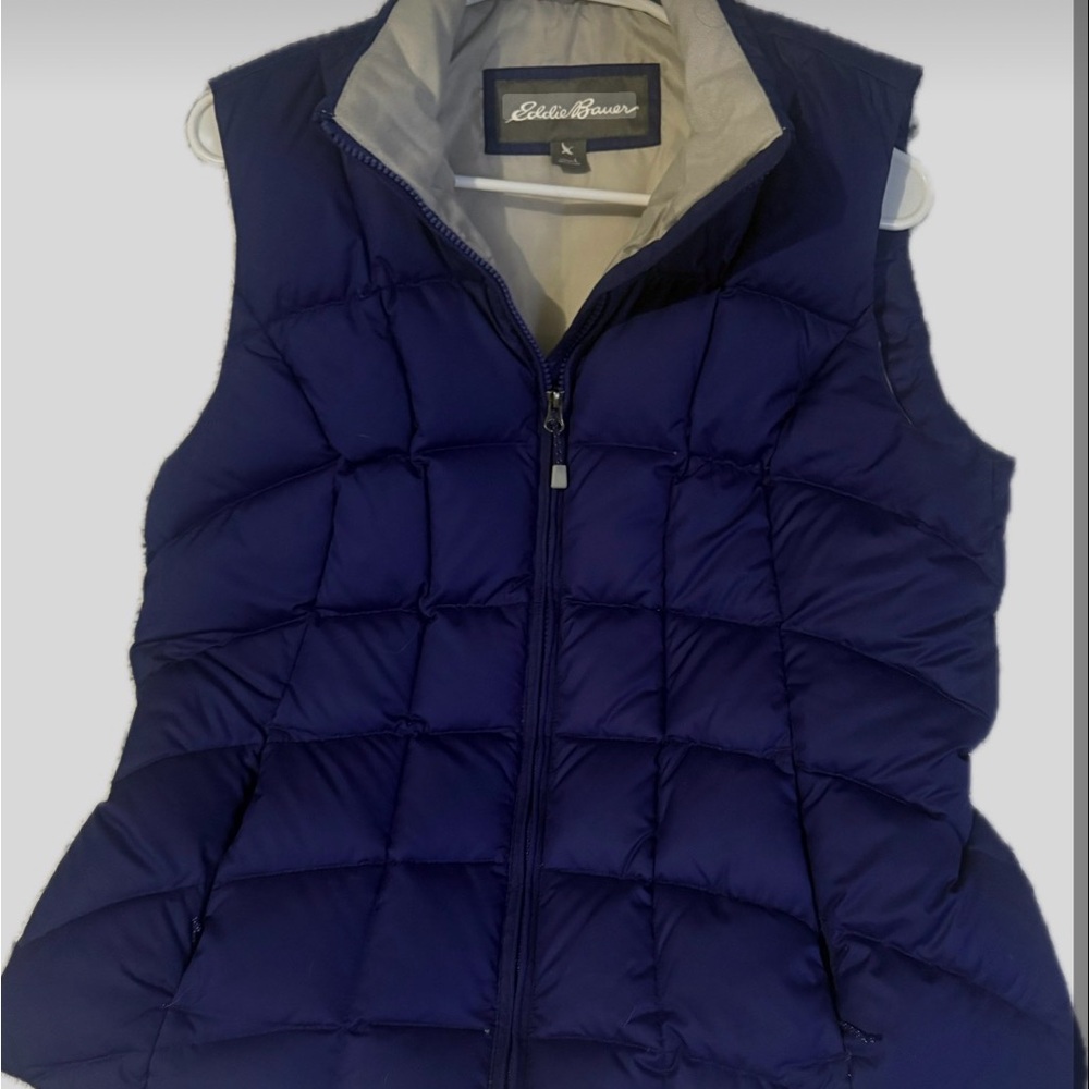 Eddie Bauer Women's Dark Blue Puffer Vest